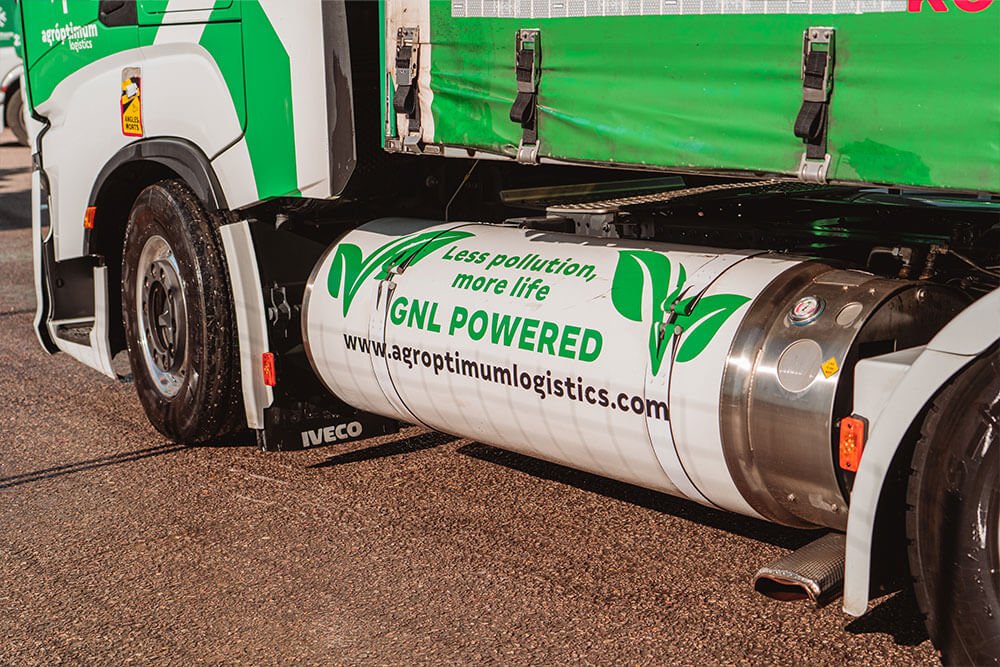 Camiones con GNL | Agroptimum Logistics Camiones con GNL | Agroptimum Logistics